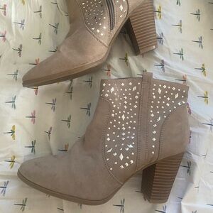 Suede Tan Boots